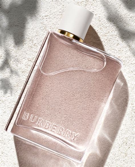 burberry her blossum|Burberry Her blossom fragrantica.